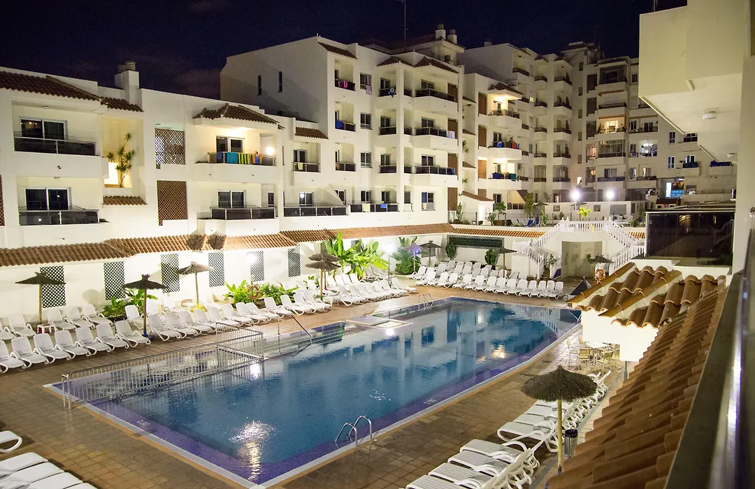 Apartamentos Oro Blanco-1
